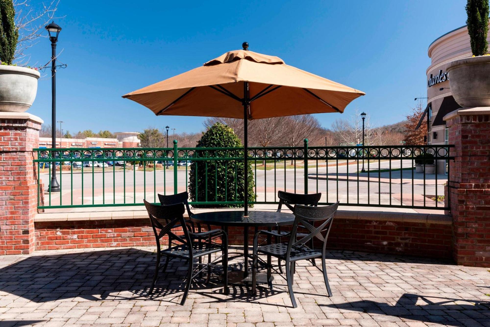 Courtyard By Marriott Franklin Cool Springs Hotel Bagian luar foto
